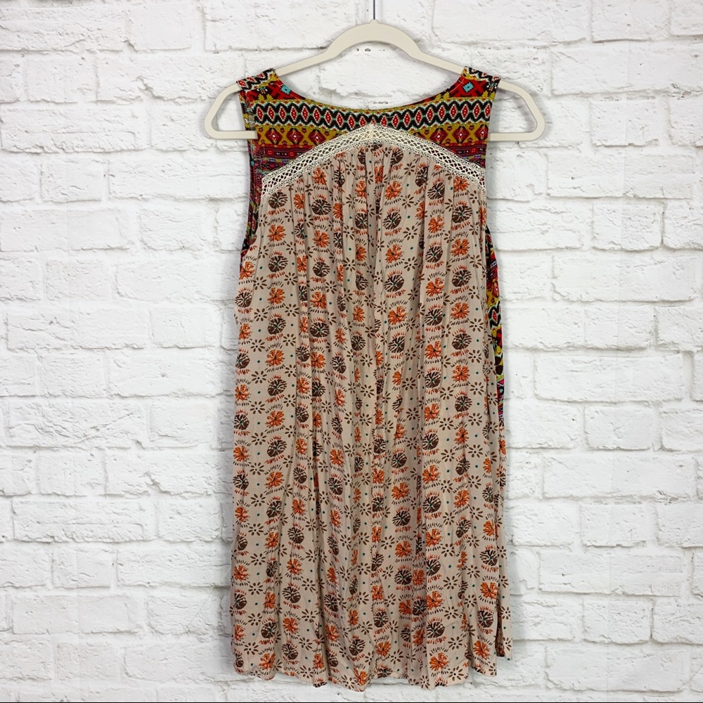 Umgee Boho Sleeveless Aztec Floral Mixed Media Top - Picture 8 of 10